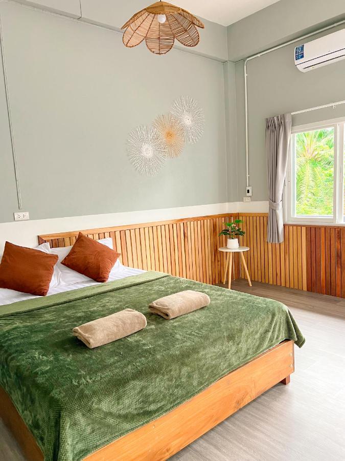 Private Room With Share Bathroom At Little Wild House Khaosok Khao Sok National Park Luaran gambar