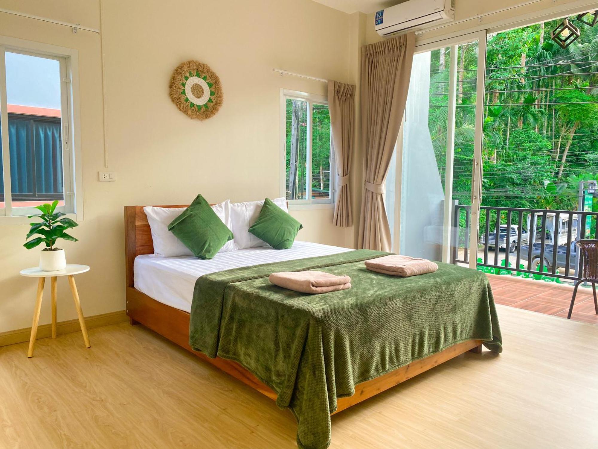Private Room With Share Bathroom At Little Wild House Khaosok Khao Sok National Park Luaran gambar
